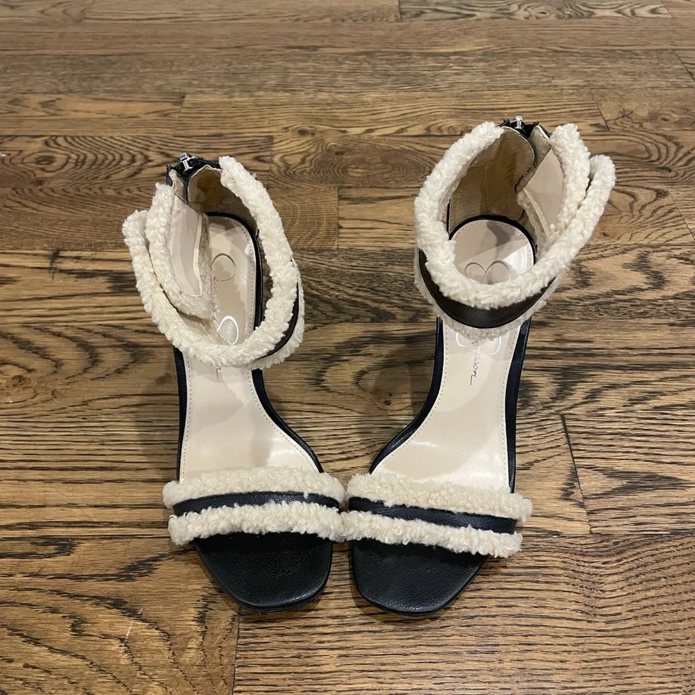 Jessica Simpson Cylia faux shearling cuff sandals - Picture 5 of 10